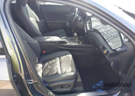 2022 Lexus Ux 200 Base from USA, damaged, VIN JTHL3JBH0N2046676